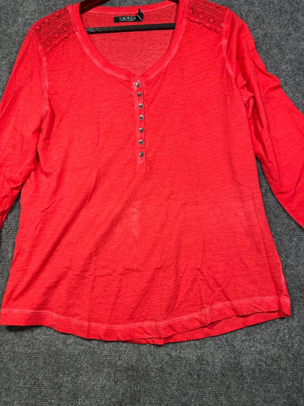 Lauren Ralph Lauren Top Womens Large Red Henley Lightweight Crochet Shoulder - Picture 2 of 7